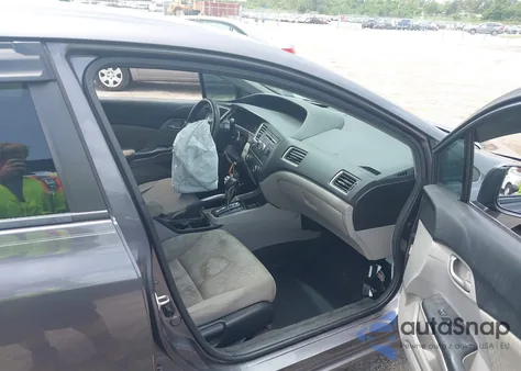 2015 Honda Civic Lx z USA, uszkodzony, nr VIN 19XFB2F5XFE082581